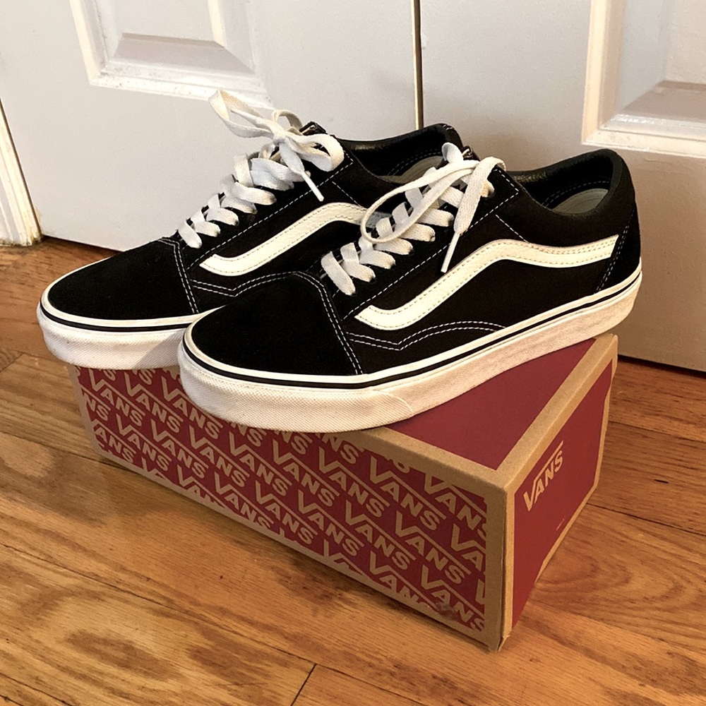 Old Skool Vans [ Black & White ]